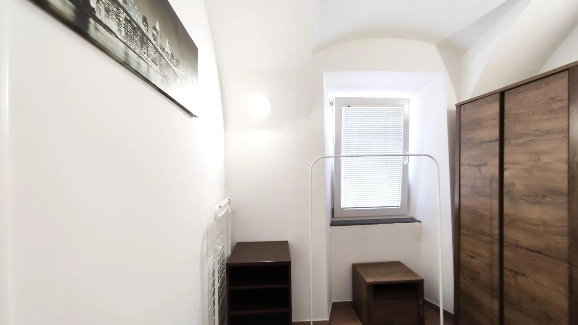Studio Apartment Sisters 3-4 Ljubljana