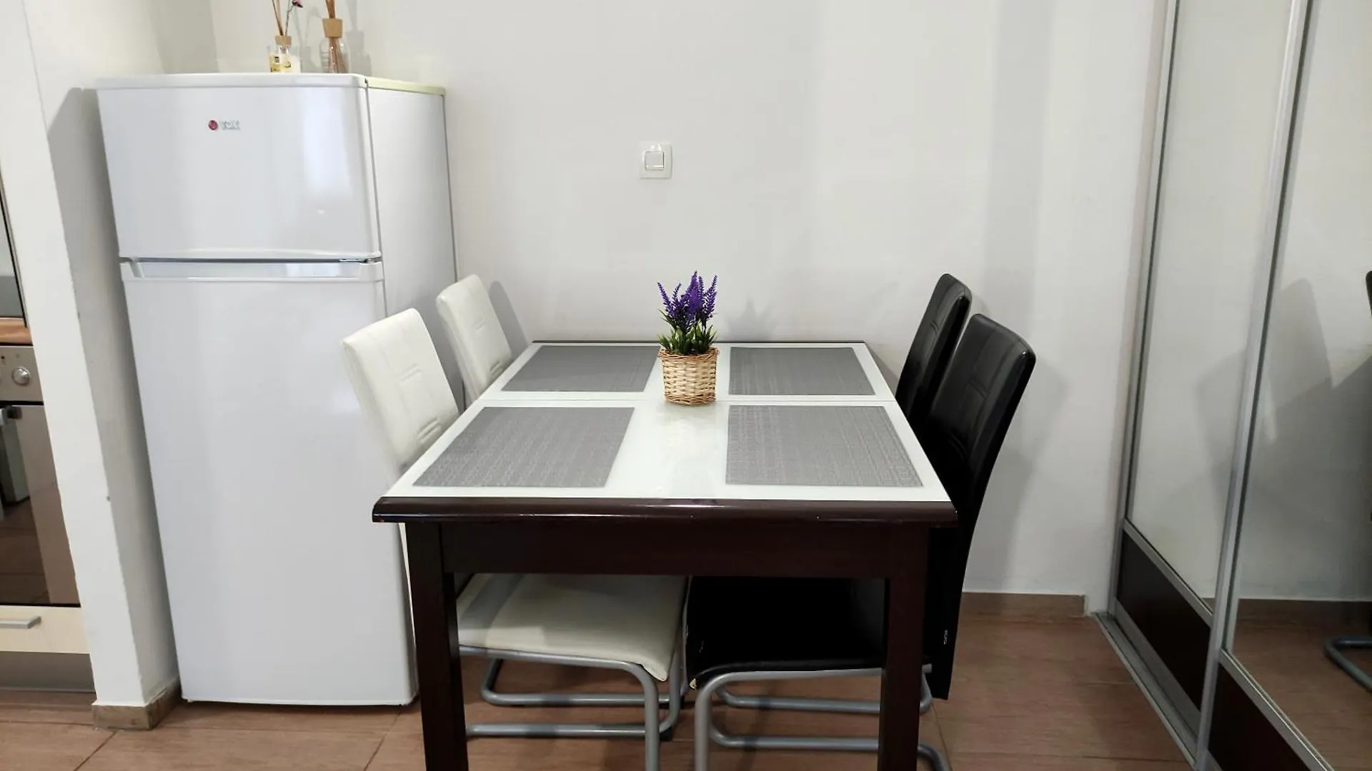 Studio Apartment Sisters 3-4 Ljubljana